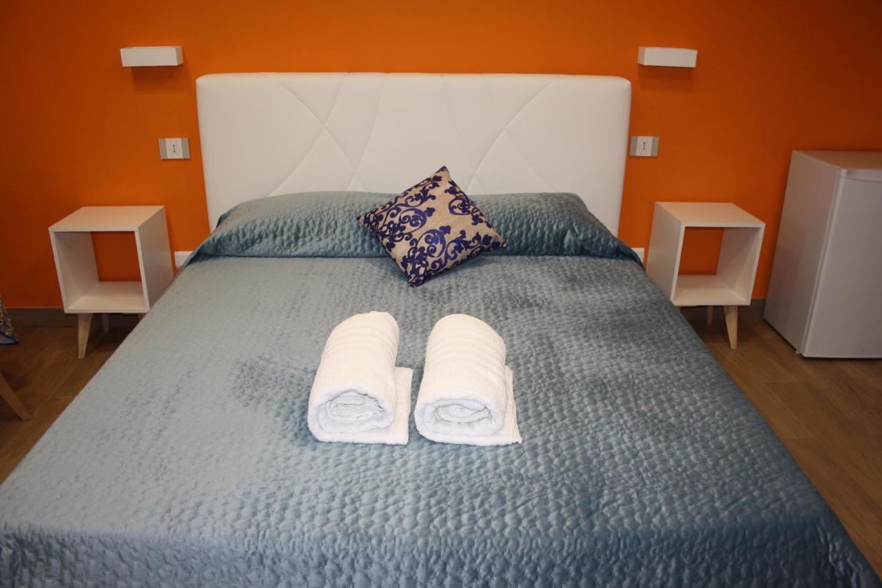 Ferienwohnung Due Cappuccini Palermo Exterior foto