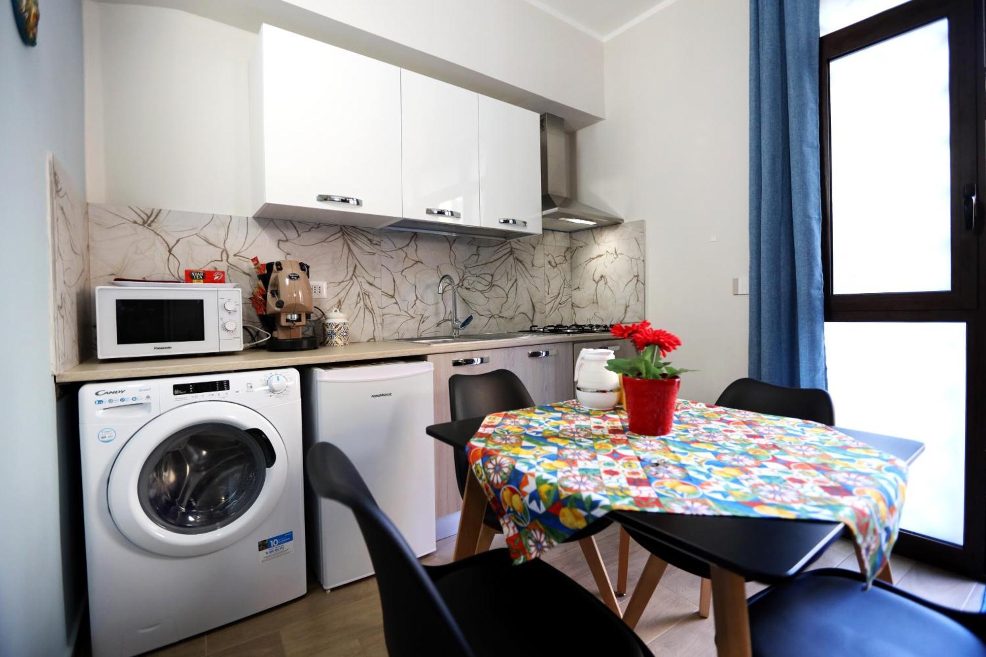 Ferienwohnung Due Cappuccini Palermo Exterior foto